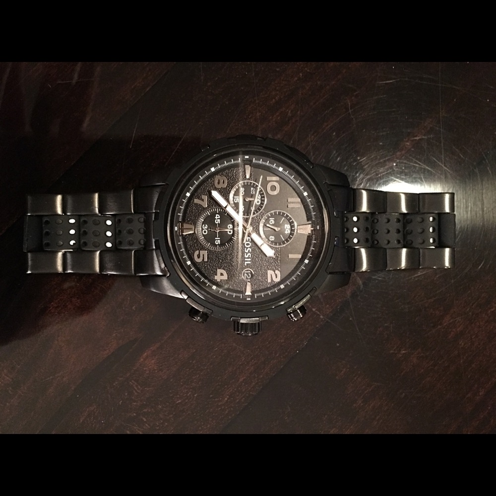 Men’s Fossil Watch . Great Condition . No damage